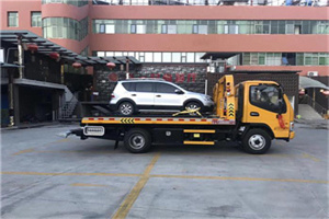 雁山区汽车紧急补胎换胎救援